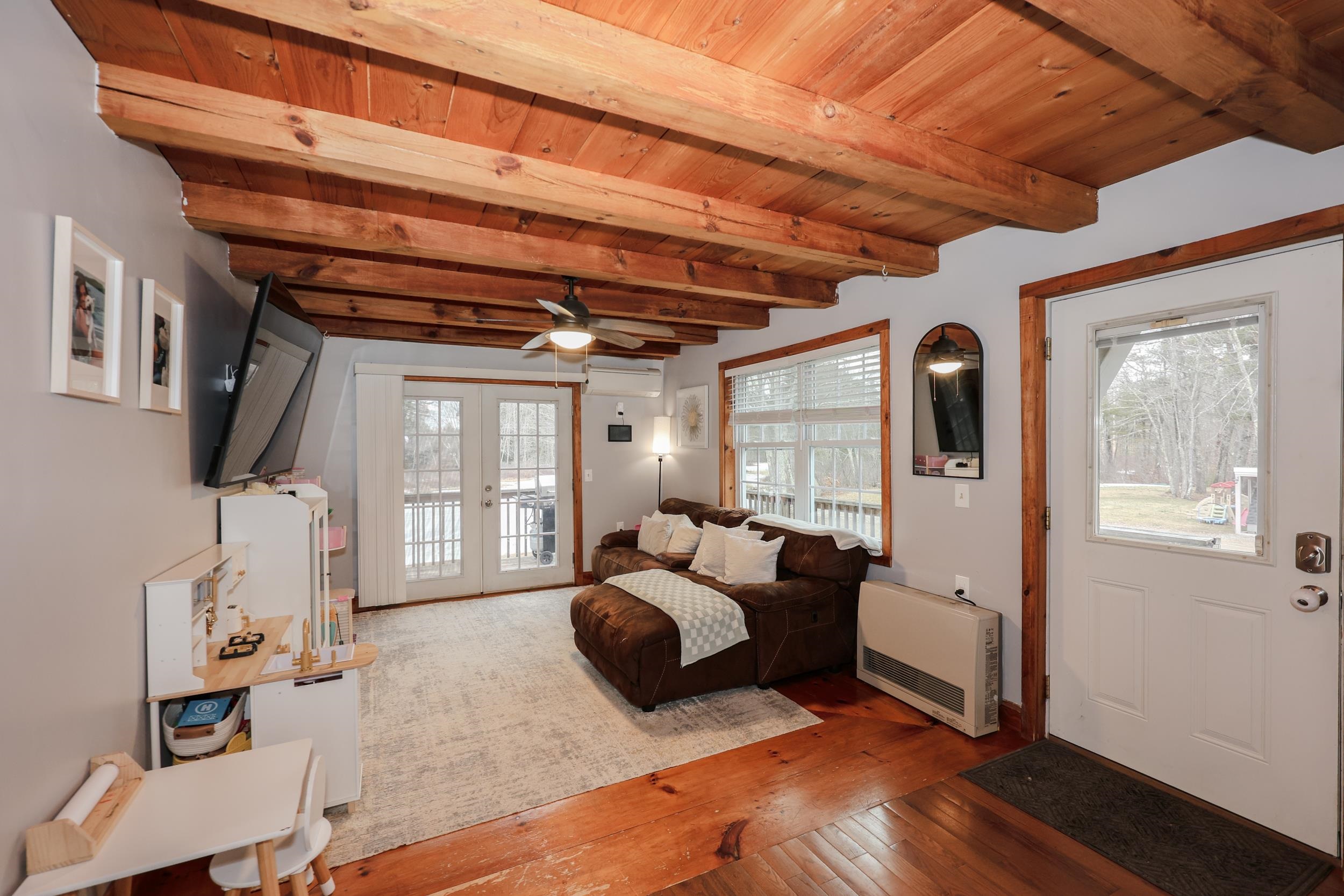 101 Highway 129 Loudon, NH 03307 - Photo 22 of 53