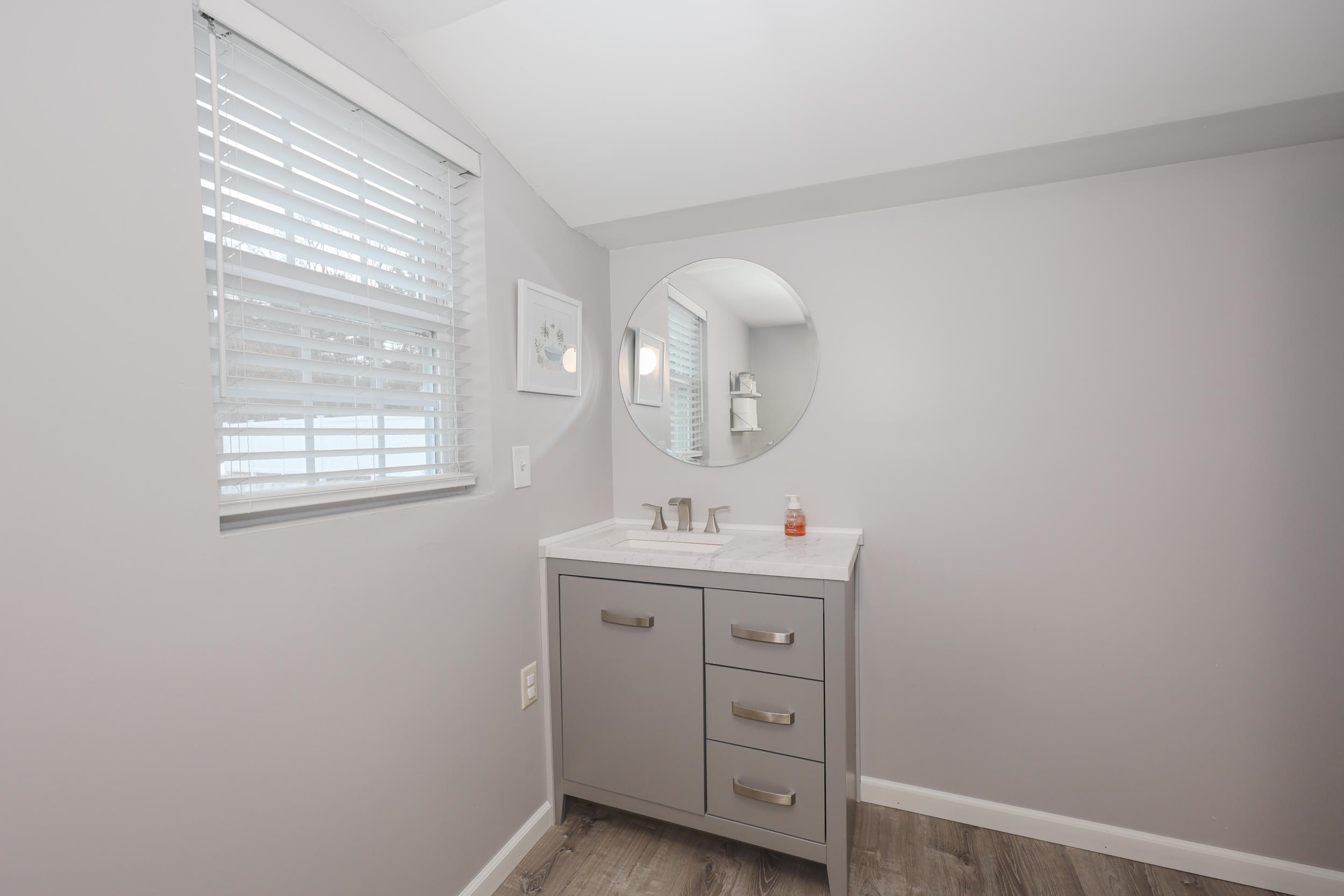 101 Highway 129 Loudon, NH 03307 - Photo 41 of 53