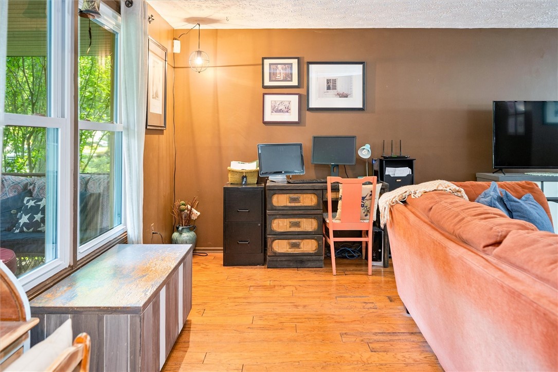 102 Montclair Drive Irondequoit, NY 14617 - Photo 21 of 50