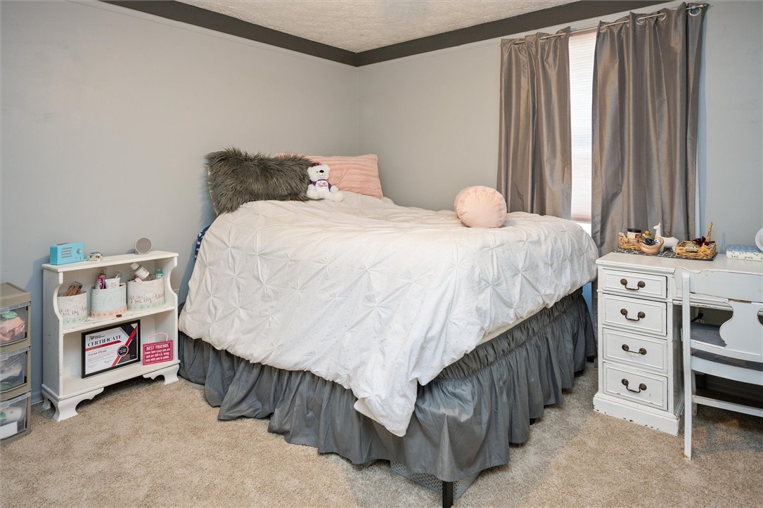 102 Montclair Drive Irondequoit, NY 14617 - Photo 37 of 50