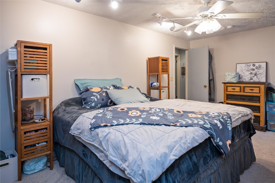 102 Montclair Drive Irondequoit, NY 14617 - Photo 40 of 50