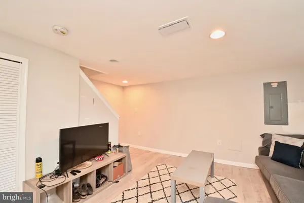 $529,999 | 14 53rd Street Southeast, Washington, DC 20019