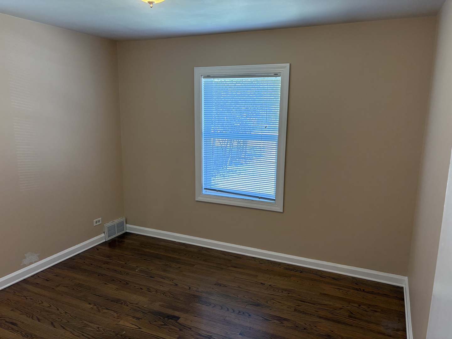18512 Dixie Highway Homewood, IL 60430 - Photo 7 of 17