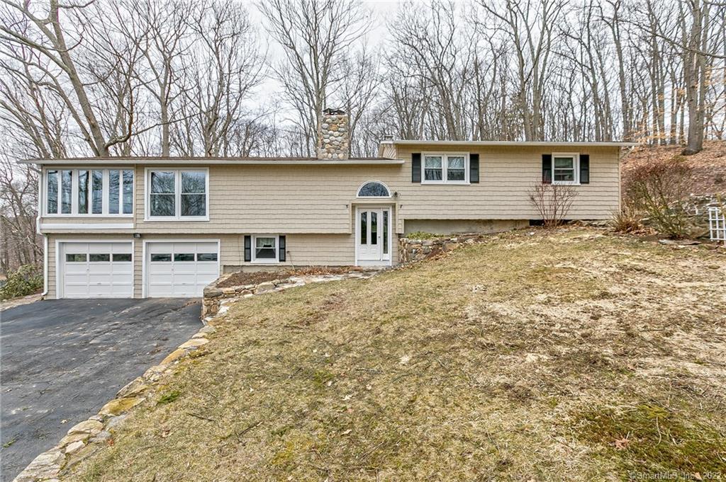 30 Treeland Road Shelton, CT 06484 - Photo 1 of 1 Gallery Image 1