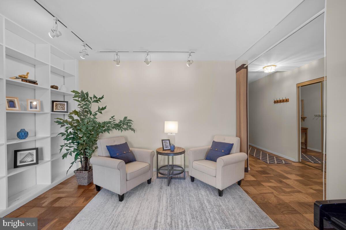 8601 Manchester Road, Unit 222 Silver Spring, MD 20901 - Photo 12 of 40 Gallery Image 12