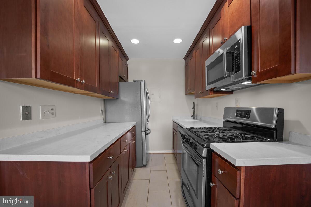 8601 Manchester Road, Unit 222 Silver Spring, MD 20901 - Photo 21 of 40 Gallery Image 21