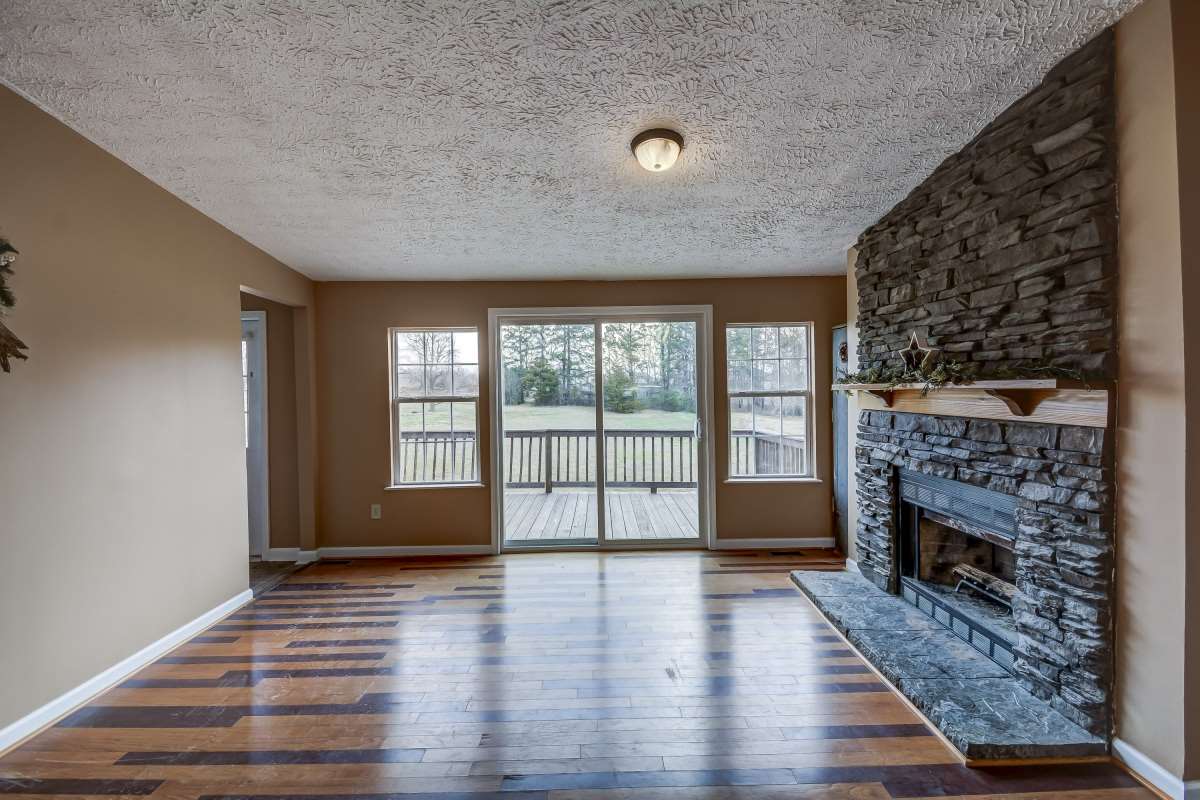 3713 Pennington Road Greer, SC 29651 - Photo 8 of 30