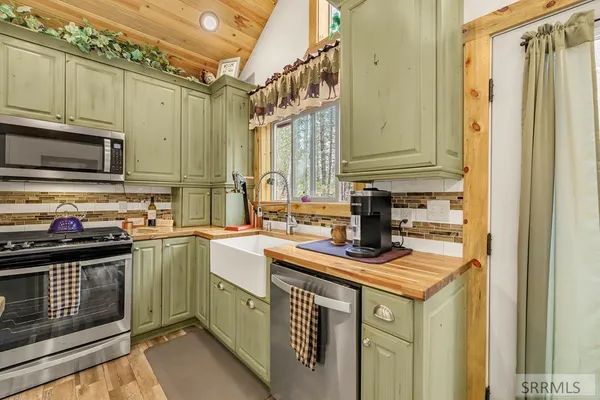 $639,900 | 3494 Evergreen Lane, Island Park, ID 83429