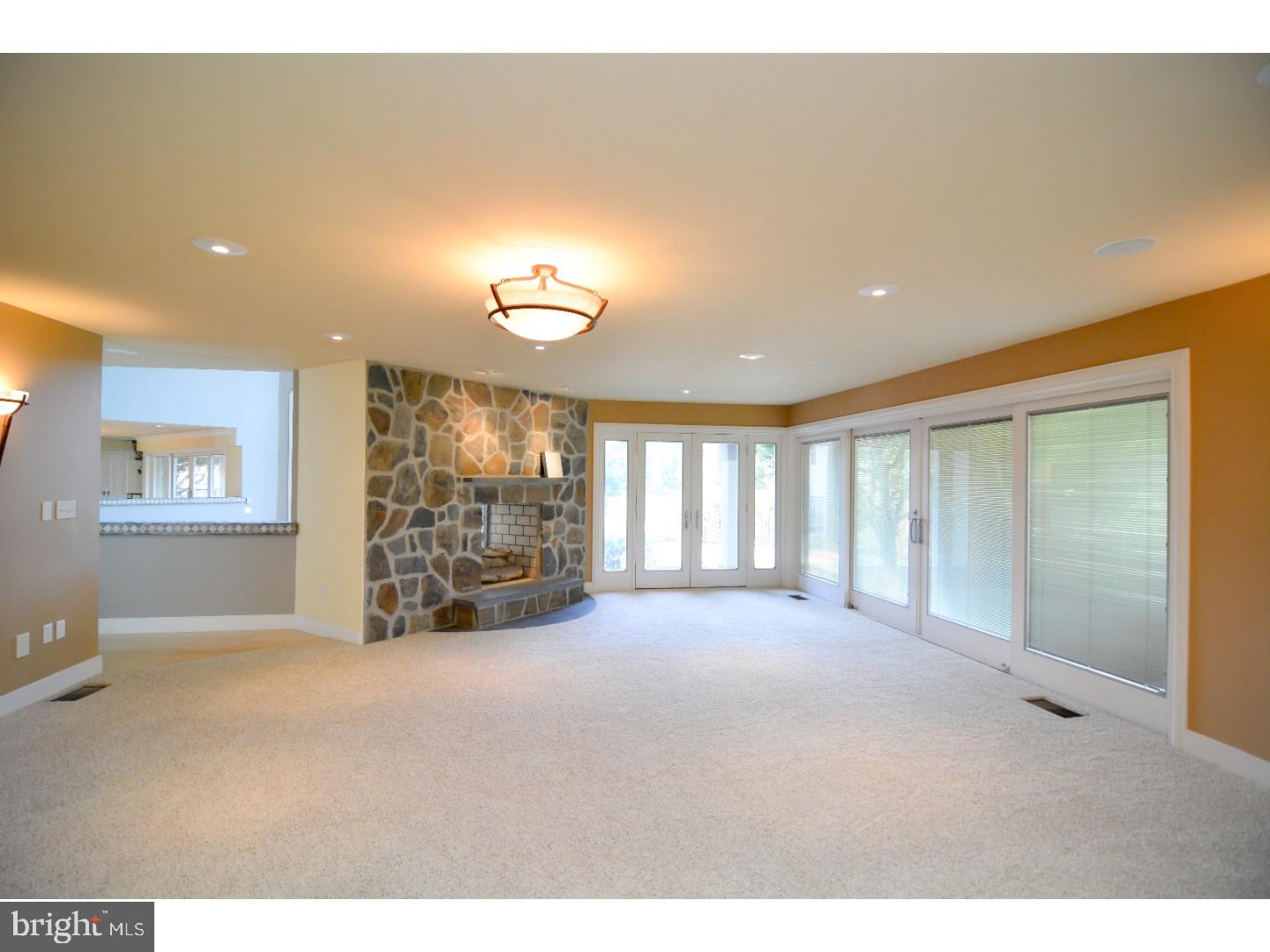 3520 Manor Road Bethlehem, PA 18020 - Photo 8 of 25 Gallery Image 8