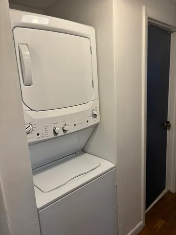 a close up view of washer and dryer