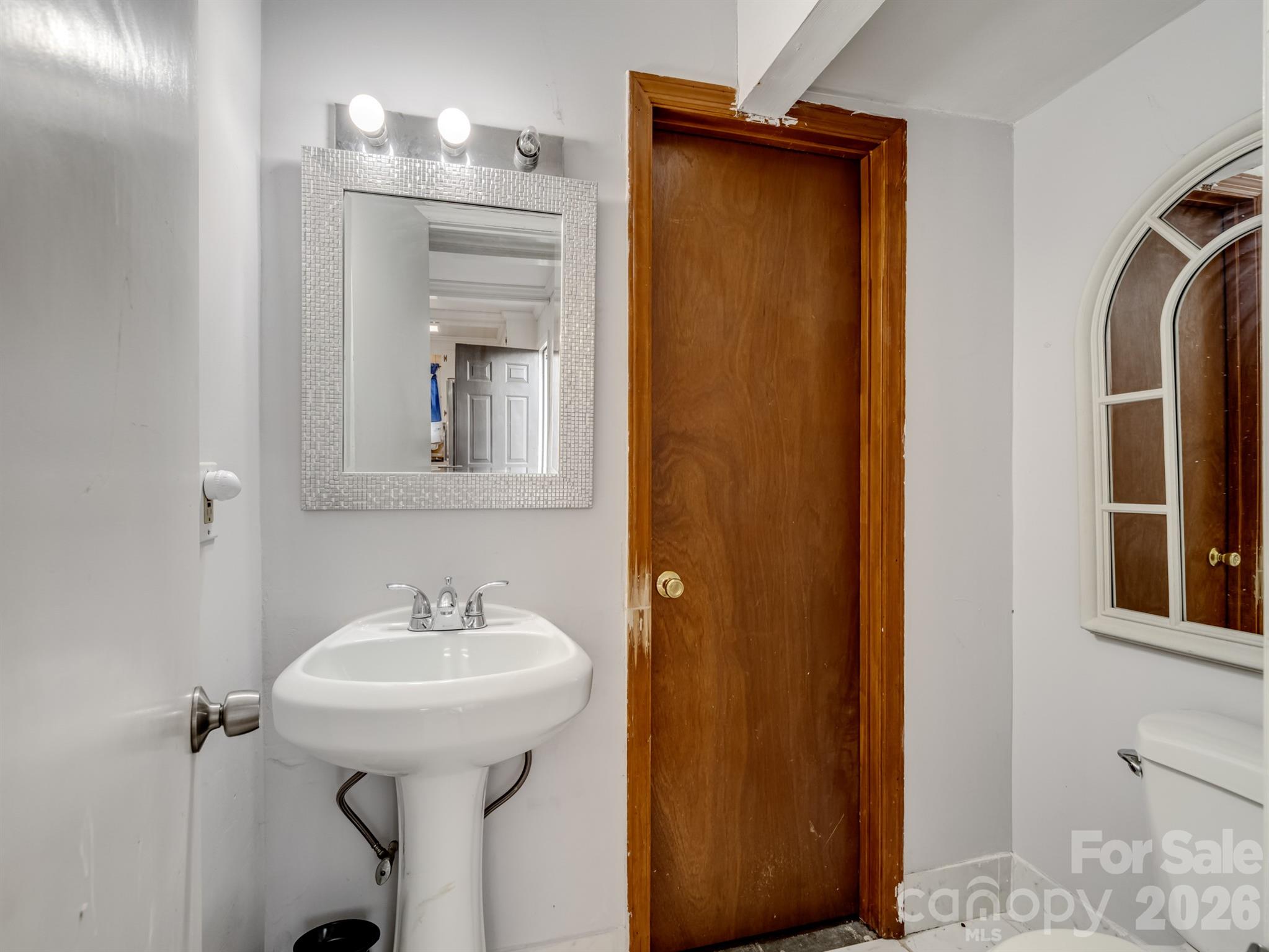 1500 Collier Court Charlotte, NC 28205 - Photo 11 of 22