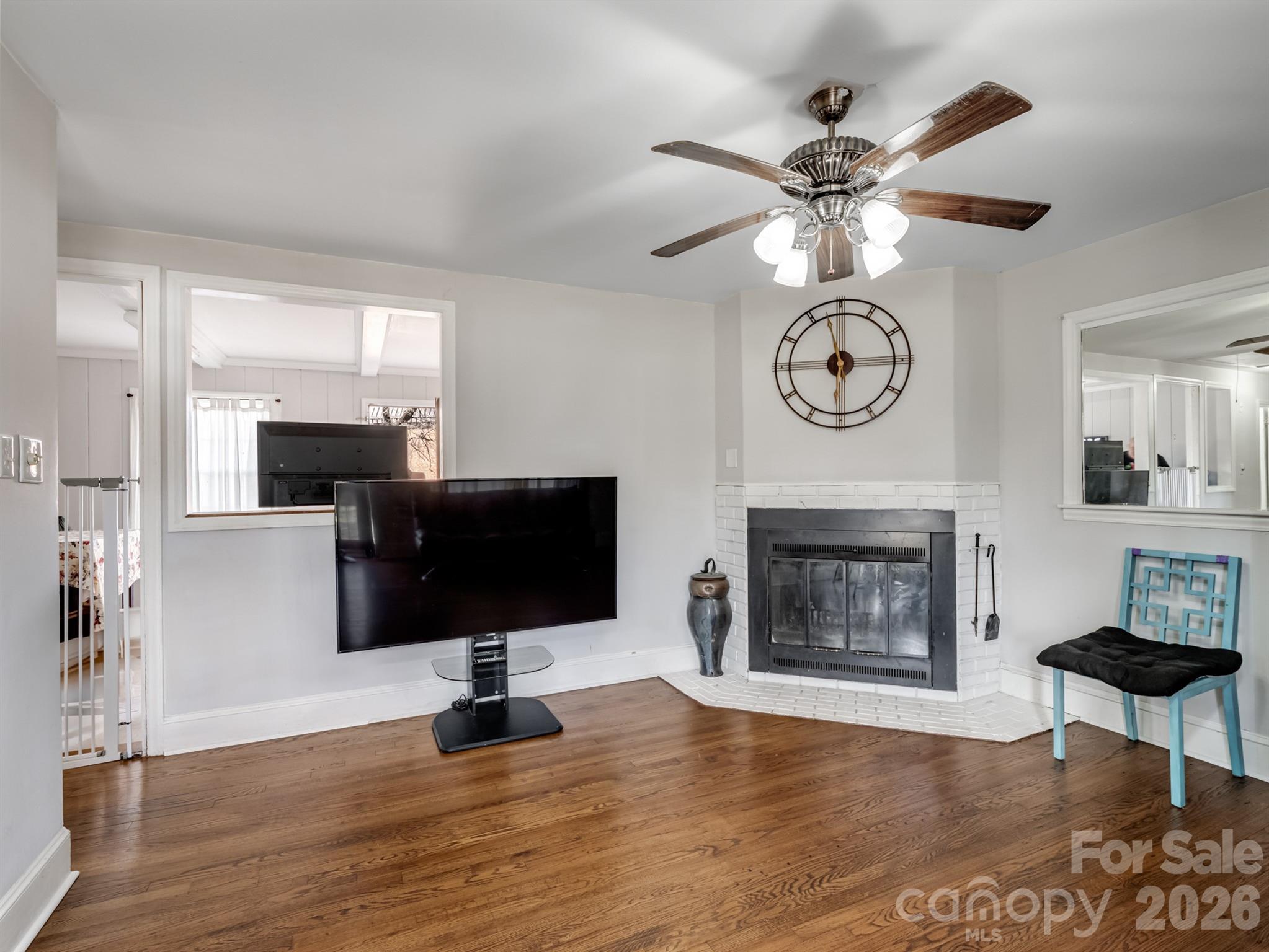 1500 Collier Court Charlotte, NC 28205 - Photo 5 of 22