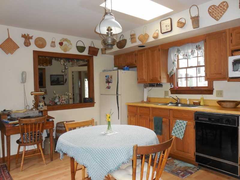19 Silver Ridge Road Bangor, ME 04401 - Photo 4 of 25 Kitchen.