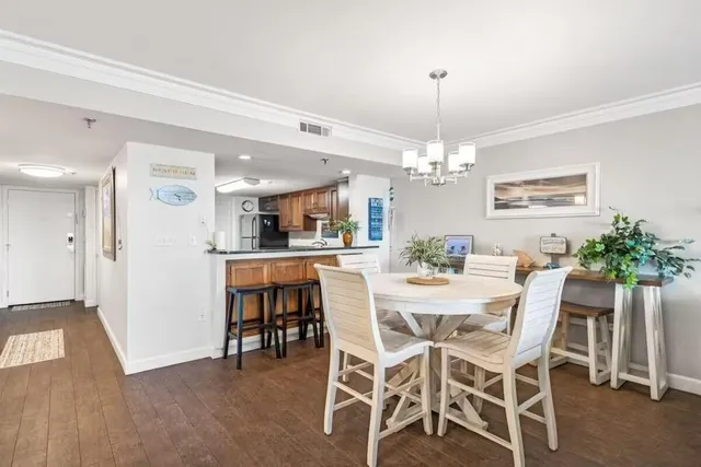 $720,000 | 554 Coral Court, Unit 303, Fort Walton Beach, FL 32548