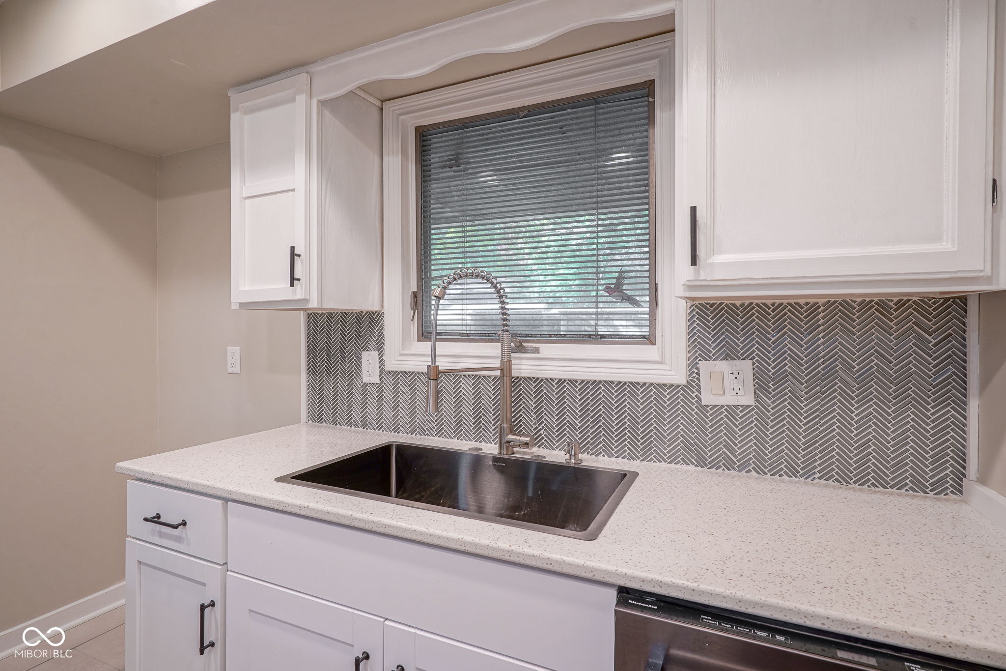 4235 Foxglove Trace Indianapolis, IN 46237 - Photo 13 of 52