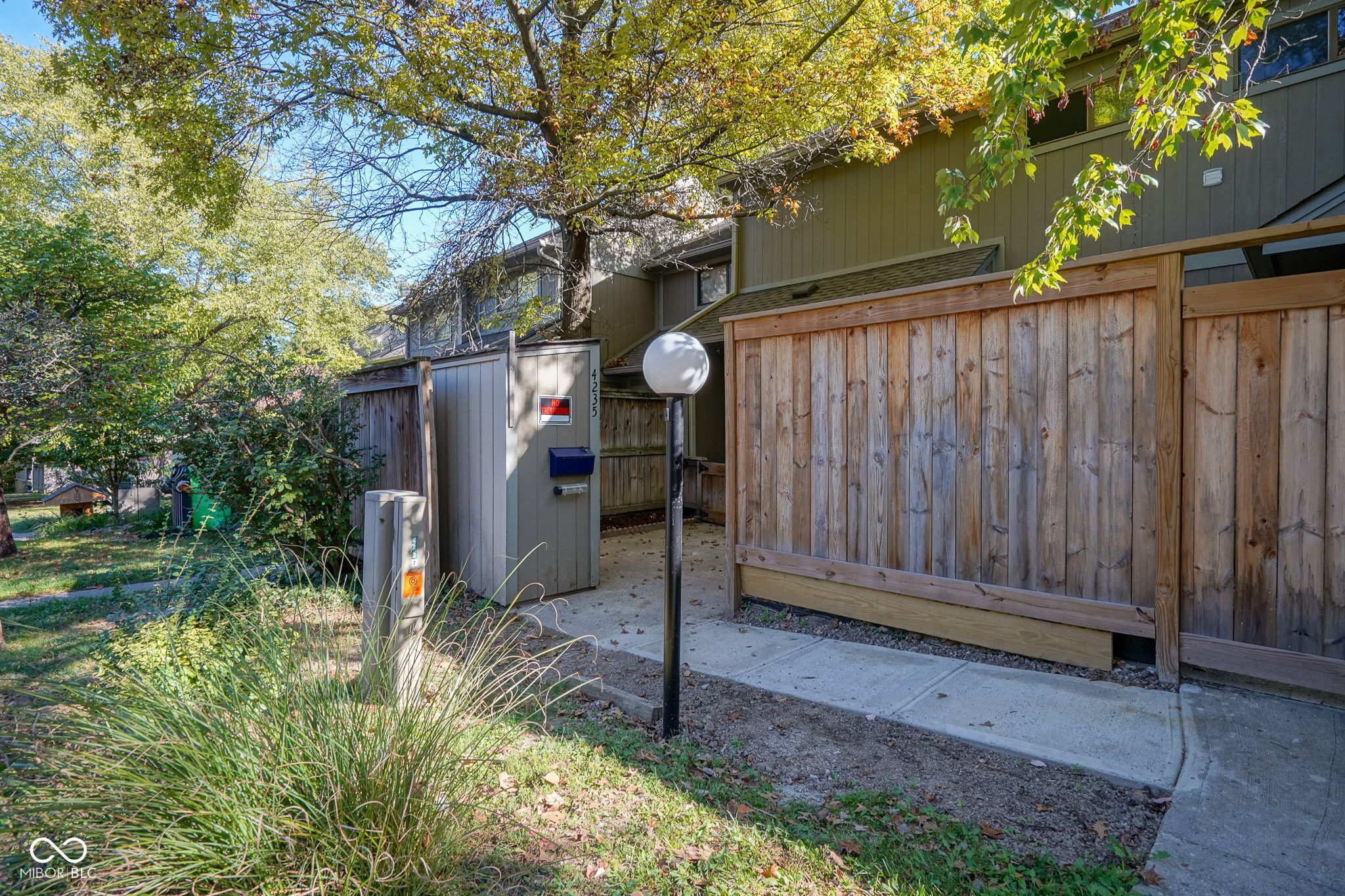 4235 Foxglove Trace Indianapolis, IN 46237 - Photo 4 of 54