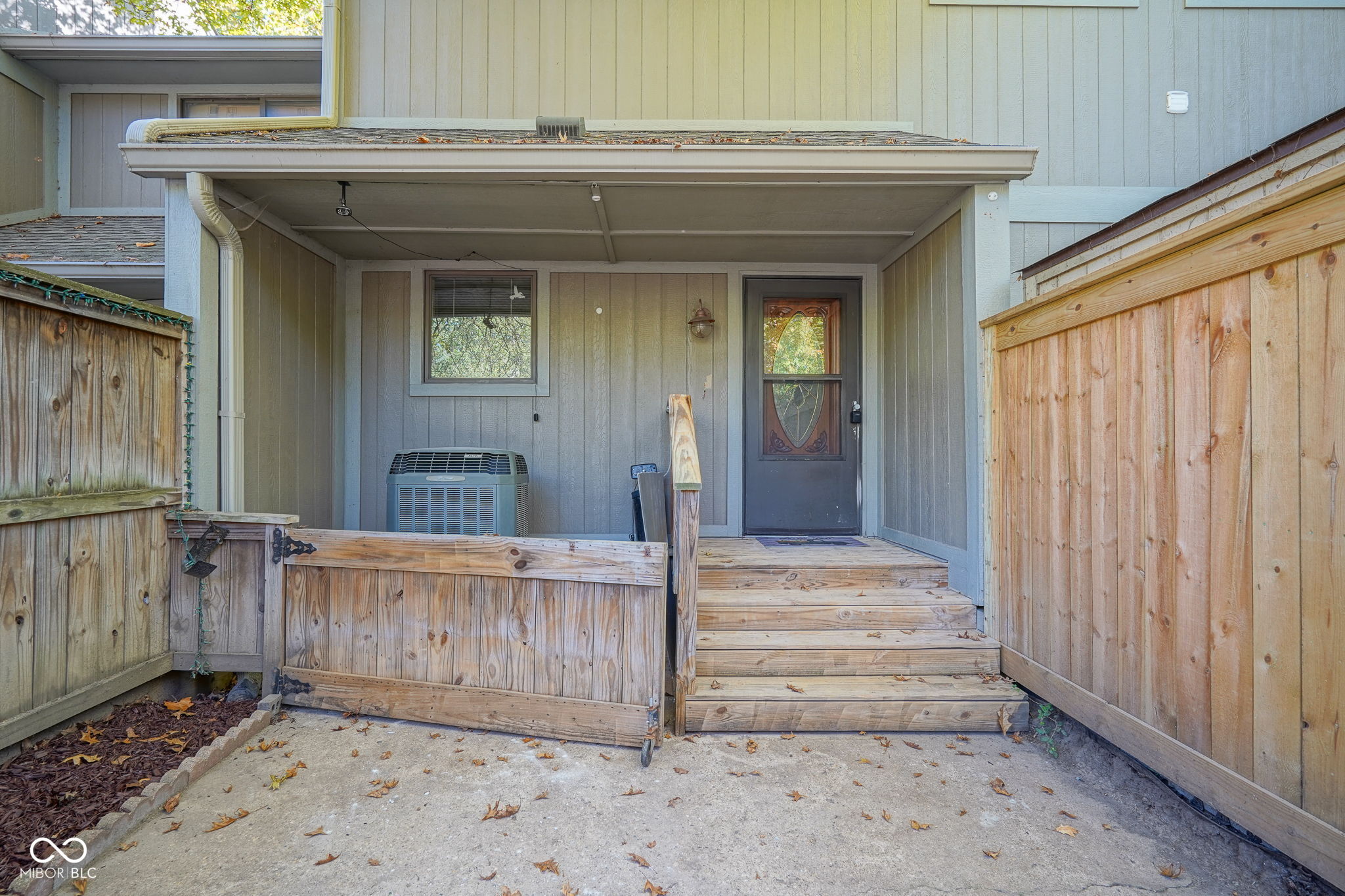 4235 Foxglove Trace Indianapolis, IN 46237 - Photo 6 of 54