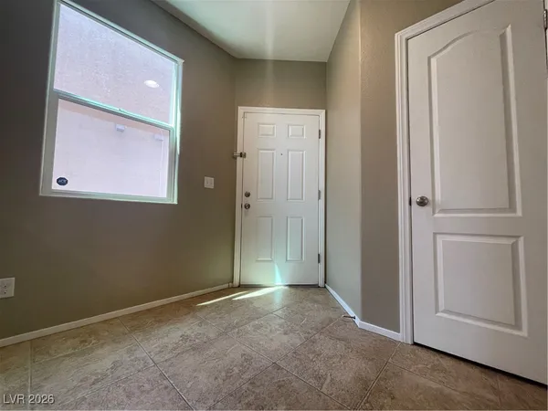 $2,125 | 7620 Ashby Gate Street, Las Vegas, NV 89166