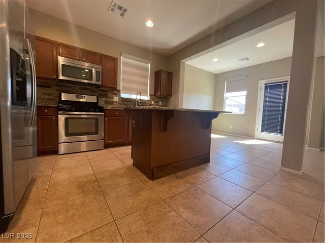 $2,225 | 7620 Ashby Gate Street, Las Vegas, NV 89166