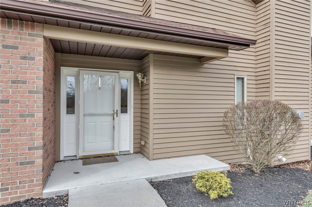 809 Carriage Lane Lewiston, NY 14092 - Photo 6 of 50