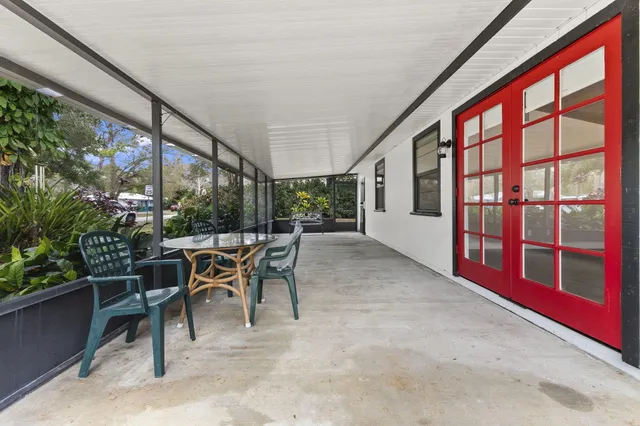 $325,000 | 3585 Southeast 8th Street, Okeechobee, FL 34974