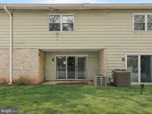 $2,400 | 21 Cavendish Drive, Unit 21, Ambler, PA 19002