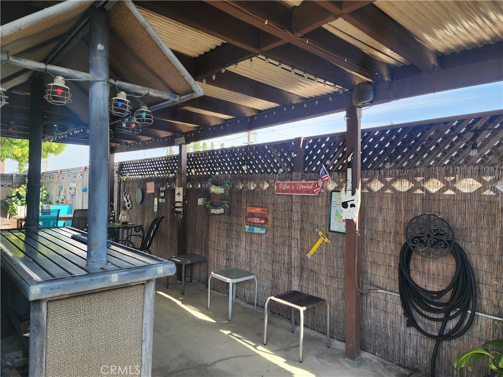 7450 Thunderbird Lane Stanton, CA 90680 - Photo 30 of 31 a room with lots of potted plants