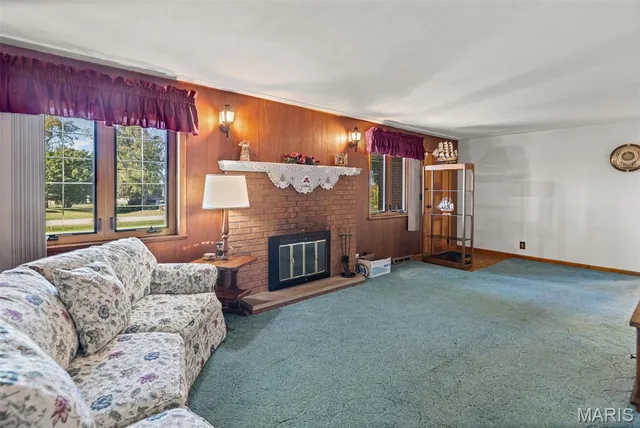 $185,500 | 6040 Old Alton Road, Granite City, IL 62040