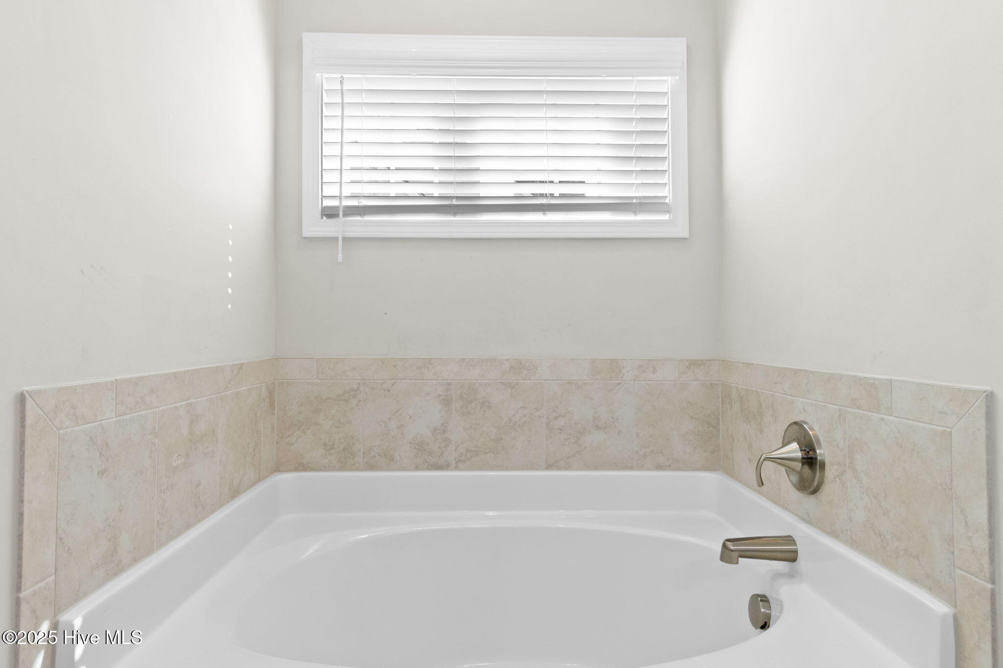 155 Norman Circle Aberdeen, NC 28315 - Photo 21 of 66 32-web-or-mls-2B5A5102