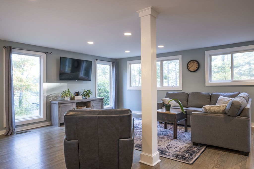 47 Bunnys Road Carver, MA 02330 - Photo 9 of 42 Gallery Image 9