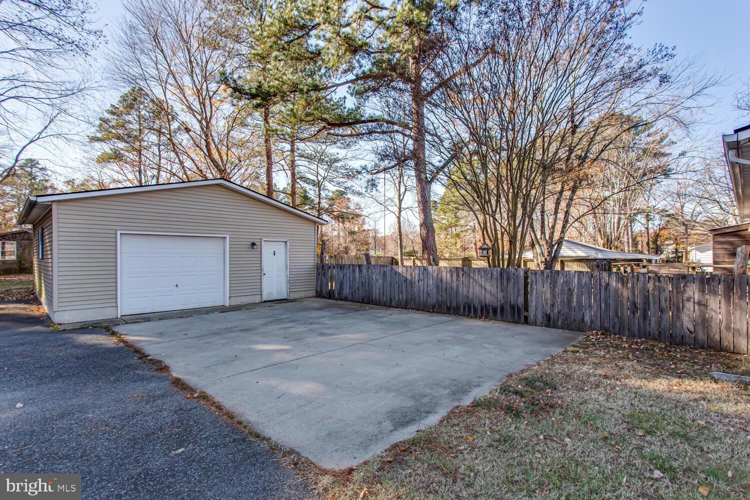 18273 Point Lookout Road Park Hall, MD 20667 - Photo 20 of 40 Gallery Image 20