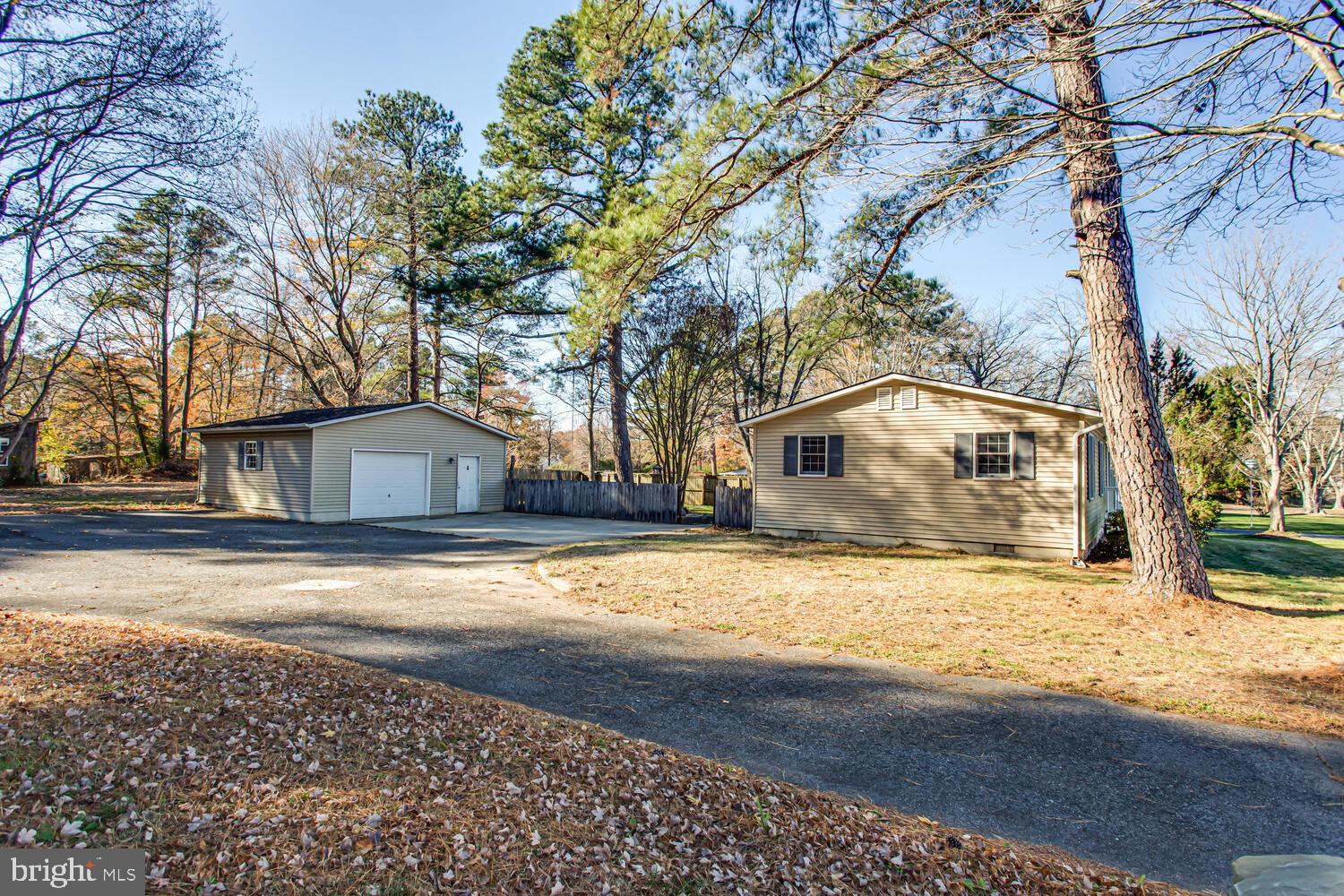 18273 Point Lookout Road Park Hall, MD 20667 - Photo 3 of 40 Gallery Image 3