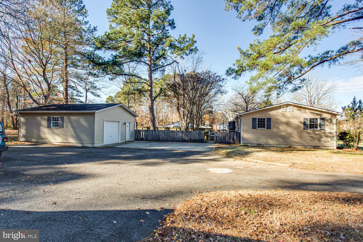 18273 Point Lookout Road Park Hall, MD 20667 - Photo 4 of 40 Gallery Image 4