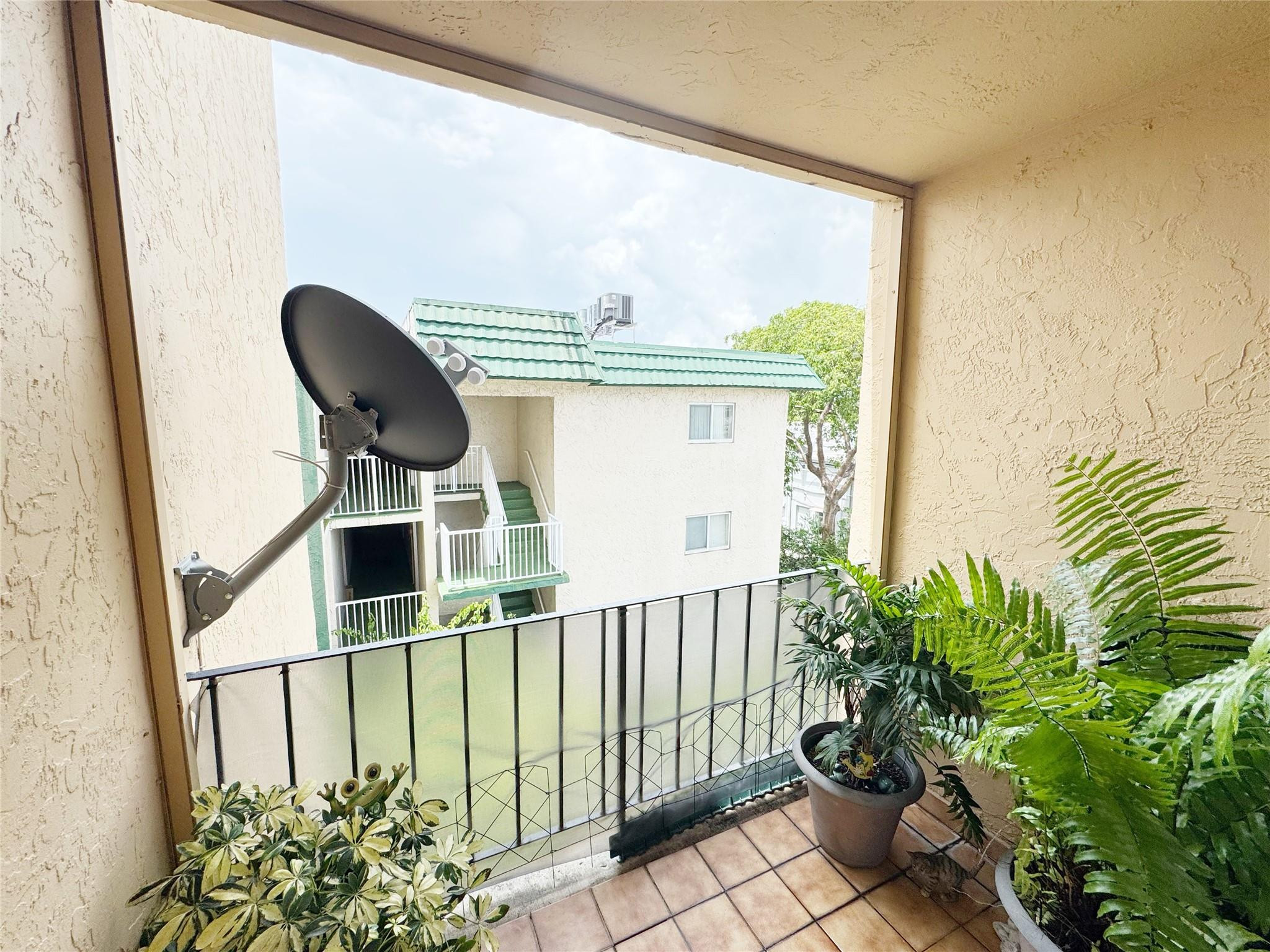 6780 West 2nd Court, Unit 313 Hialeah, FL 33012 - Photo 16 of 28 Master Bedroom