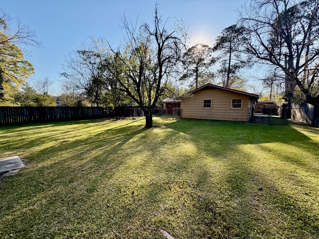 107 Roberts Street Dothan, AL 36301 - Photo 17 of 20