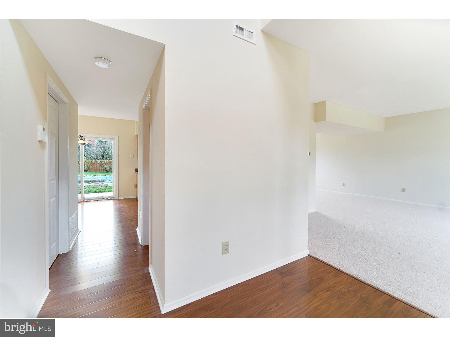 7 Almond Road Burlington, NJ 08016 - Photo 14 of 25 Gallery Image 14