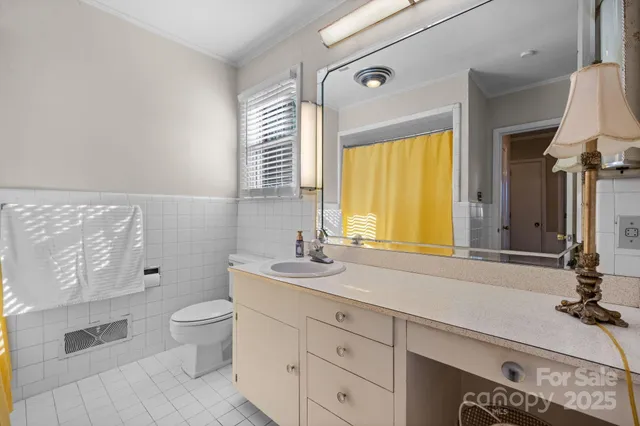 $425,000 | 1045 Cajah Mountain Road, Granite Falls, NC 28630