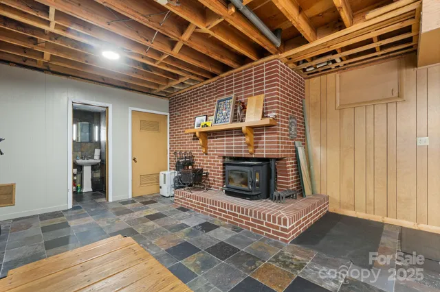 $425,000 | 1045 Cajah Mountain Road, Granite Falls, NC 28630