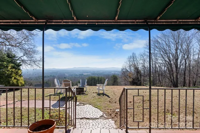 $425,000 | 1045 Cajah Mountain Road, Granite Falls, NC 28630