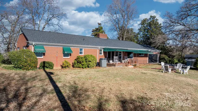 $425,000 | 1045 Cajah Mountain Road, Granite Falls, NC 28630