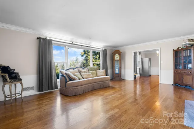 $425,000 | 1045 Cajah Mountain Road, Granite Falls, NC 28630