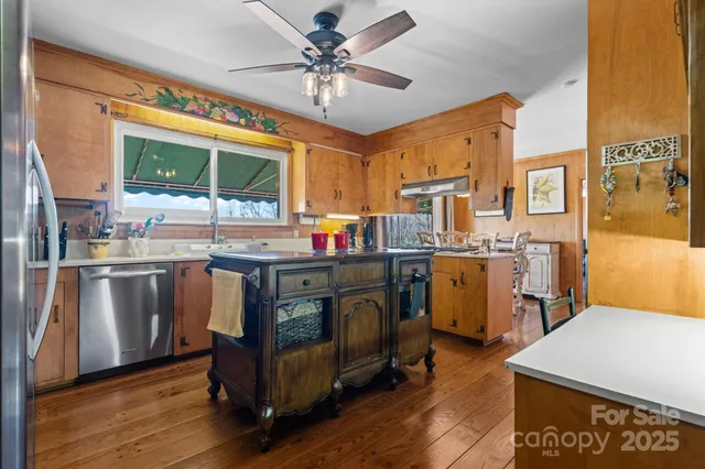 $425,000 | 1045 Cajah Mountain Road, Granite Falls, NC 28630