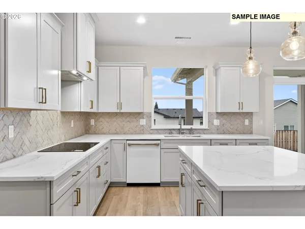 $689,900 | 18970 Southeast Crooked River Street, Unit 52, Sandy, OR 97055