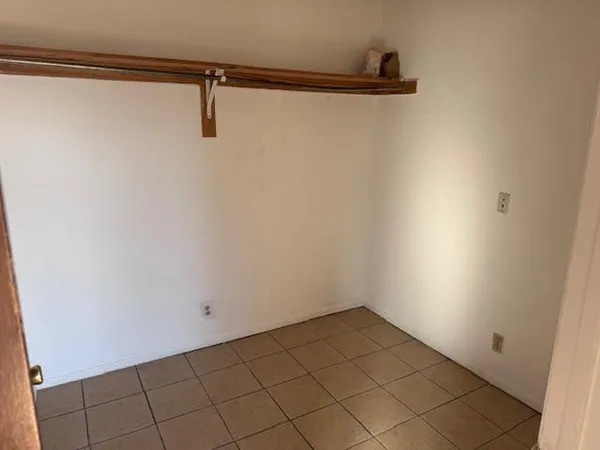 $1,000 | 1435 26th Street Northeast, Unit 1435, Paris, TX 75460