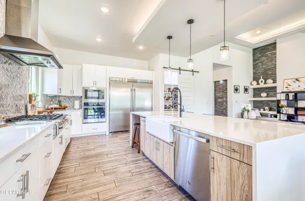 $850,000 | 5620 River Run Street, El Paso, TX 79932