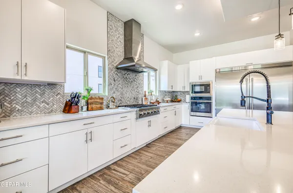 $850,000 | 5620 River Run Street, El Paso, TX 79932