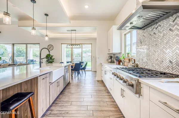 $850,000 | 5620 River Run Street, El Paso, TX 79932