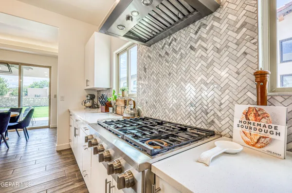 $850,000 | 5620 River Run Street, El Paso, TX 79932