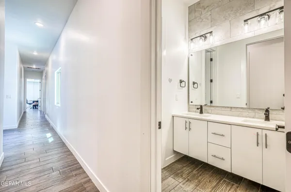 $850,000 | 5620 River Run Street, El Paso, TX 79932