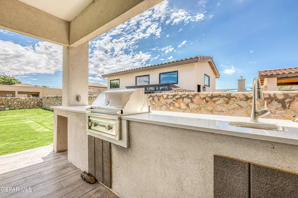 $850,000 | 5620 River Run Street, El Paso, TX 79932